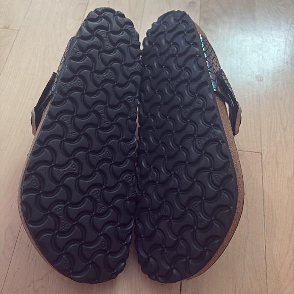 Birkenstock Gizeh Metallic Crocodile Print Sandals | Women’s Size 41 - Picture 8 of 10